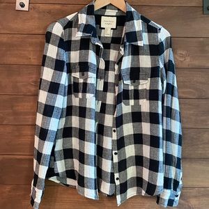 Forever 21 size S long sleeve button up